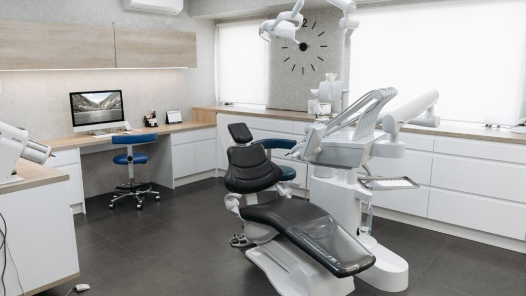 INDICAZIONI E CONTROINDICAZIONI DEI TRATTAMENTI ENDODONTICI